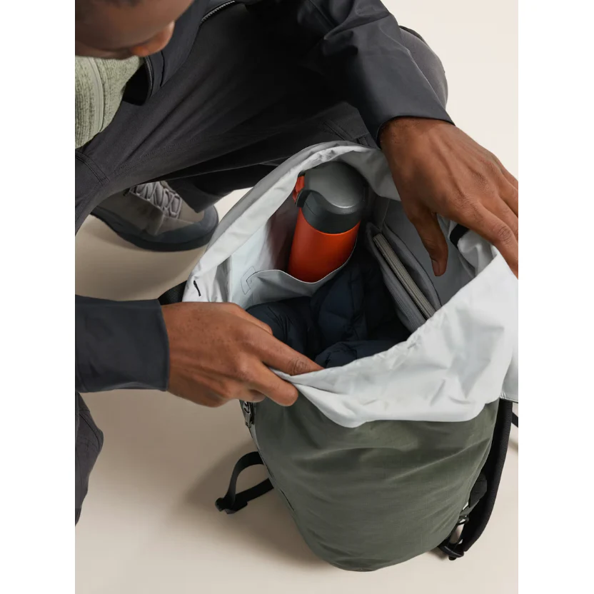 Arc'teryx Granville 25 Backpack - Image 17