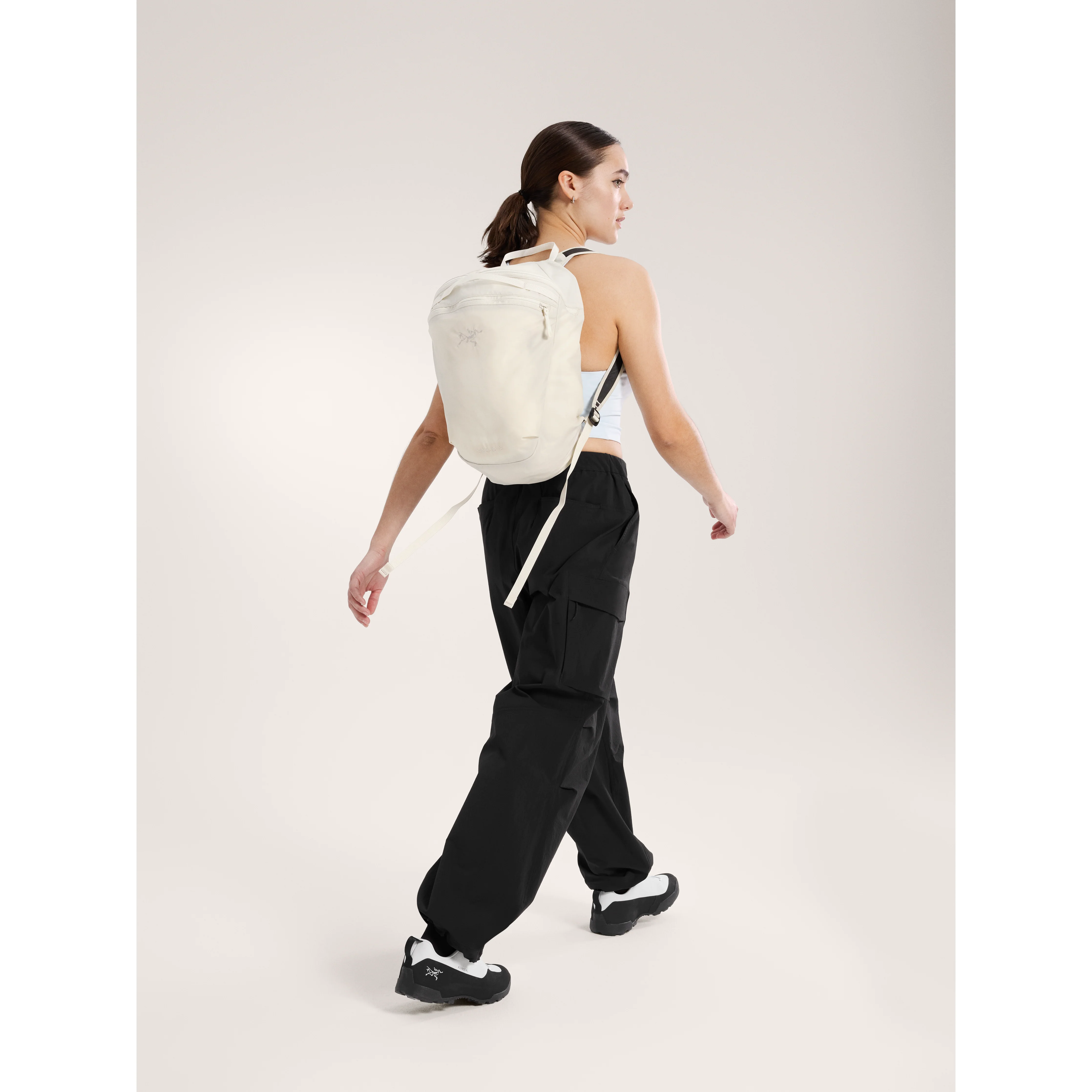 Arc'teryx Heliad 15 Backpack - Image 19