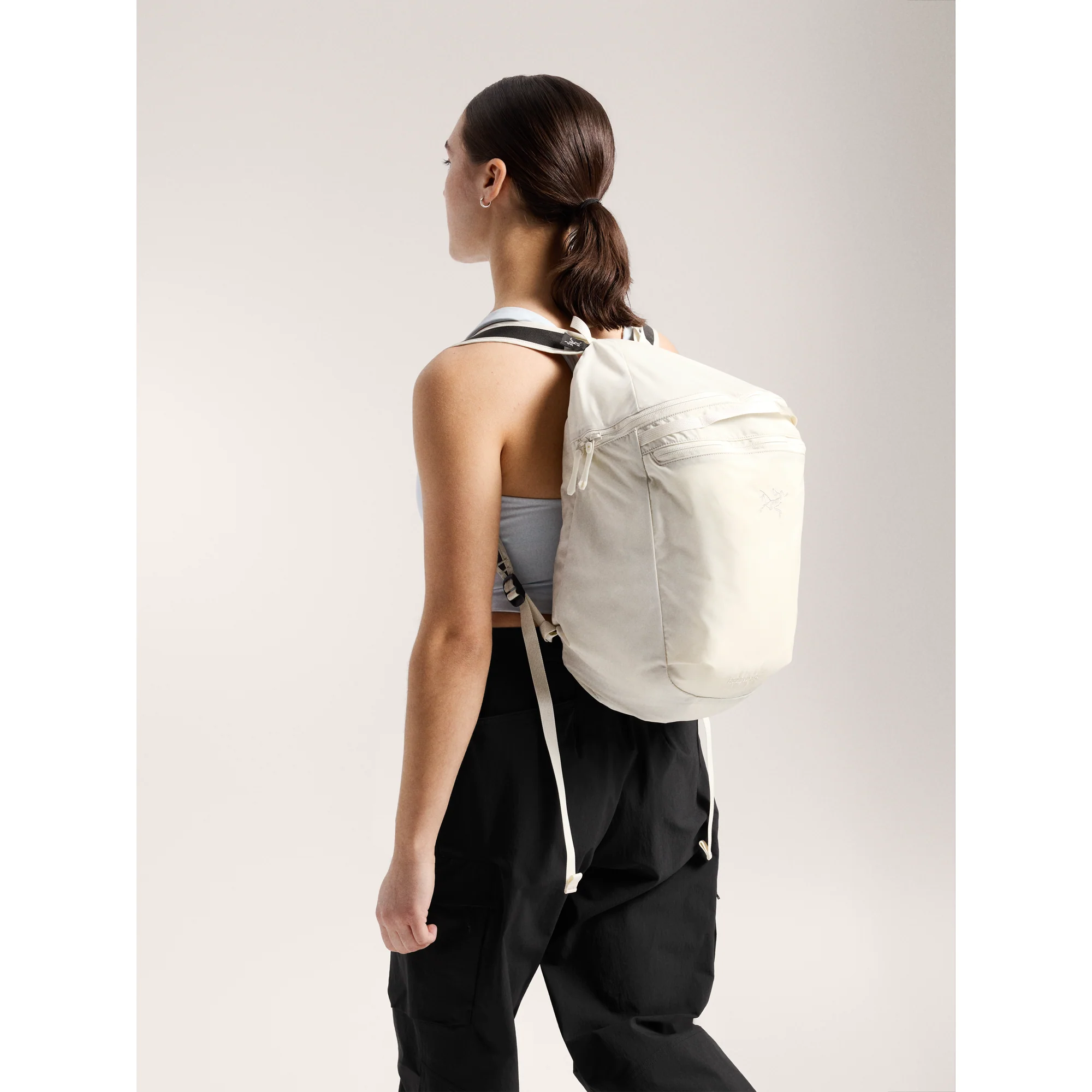 Arc'teryx Heliad 15 Backpack - Image 20