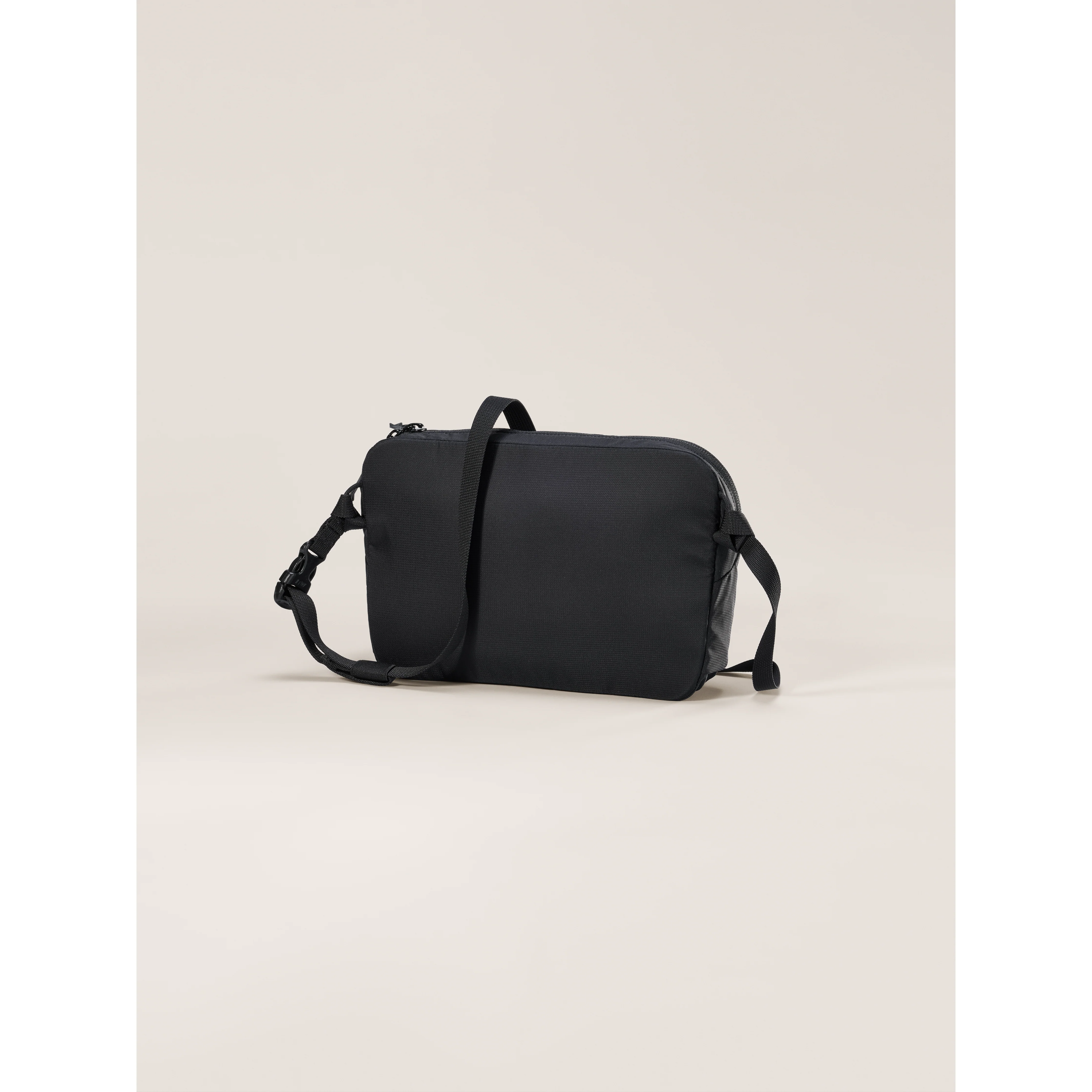 Arc'teryx Heliad Crossbody Bag - Image 7