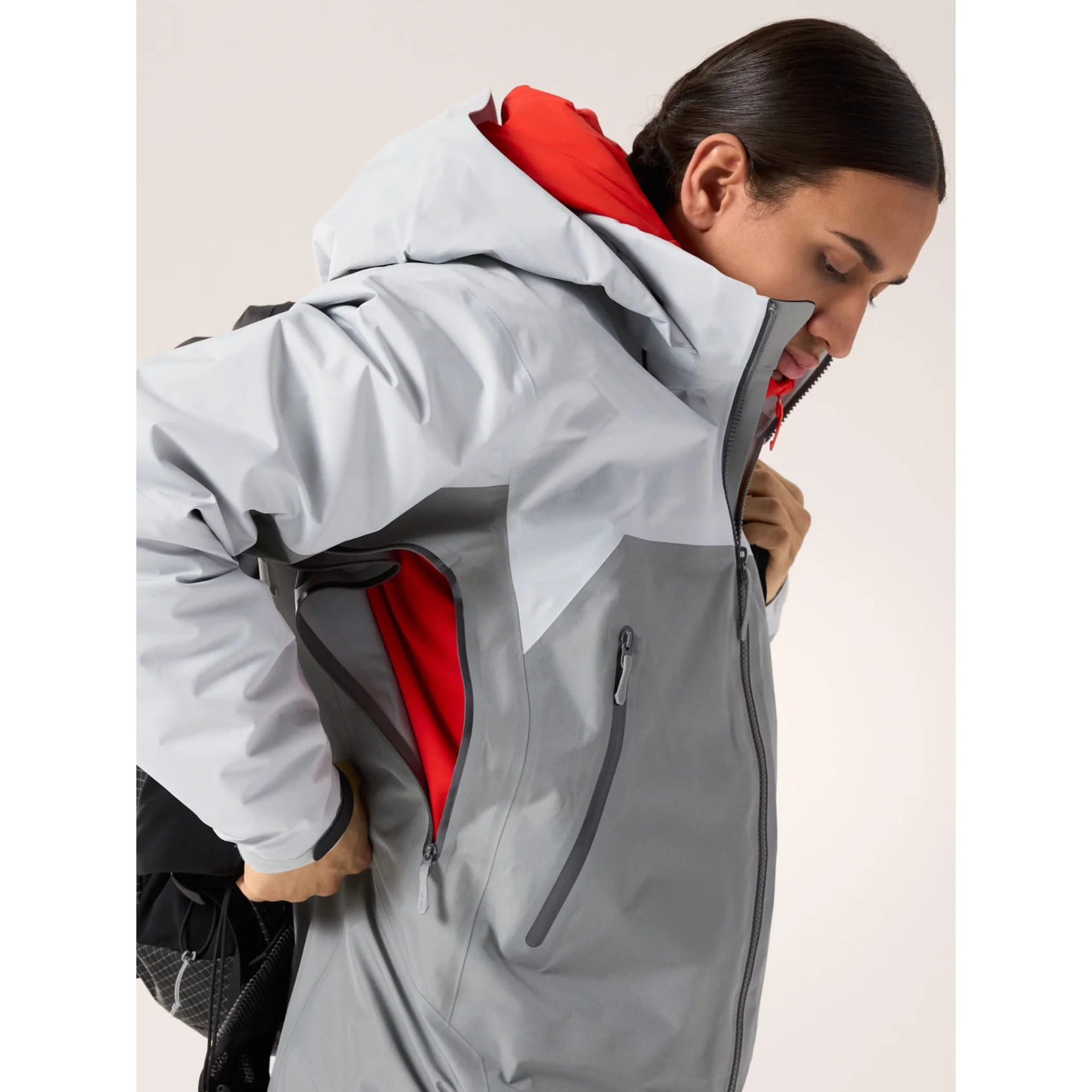 Arc'teryx Men's Beta AR Jacket - Image 15