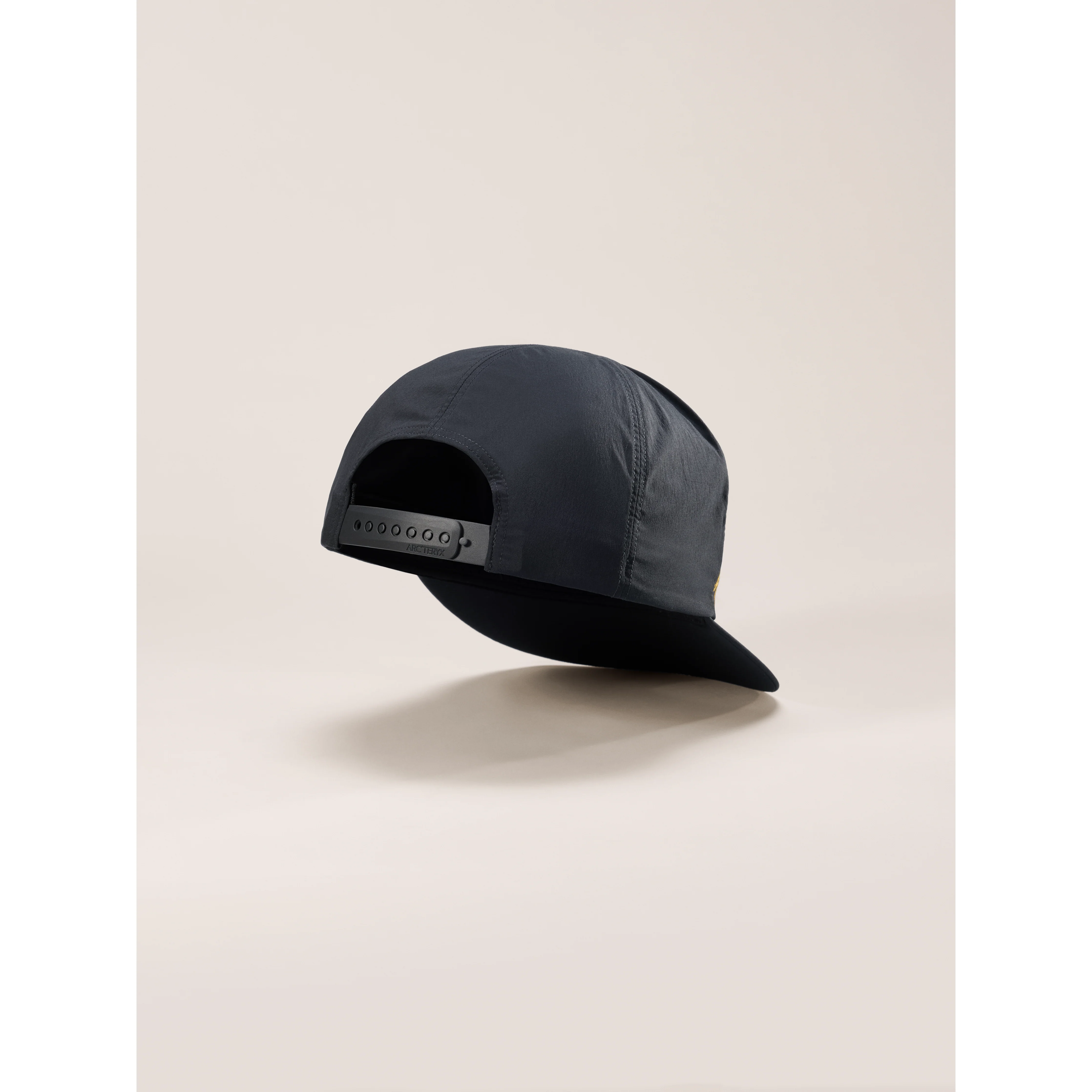 Arc'teryx Silex Cap in 24K Black - Image 4