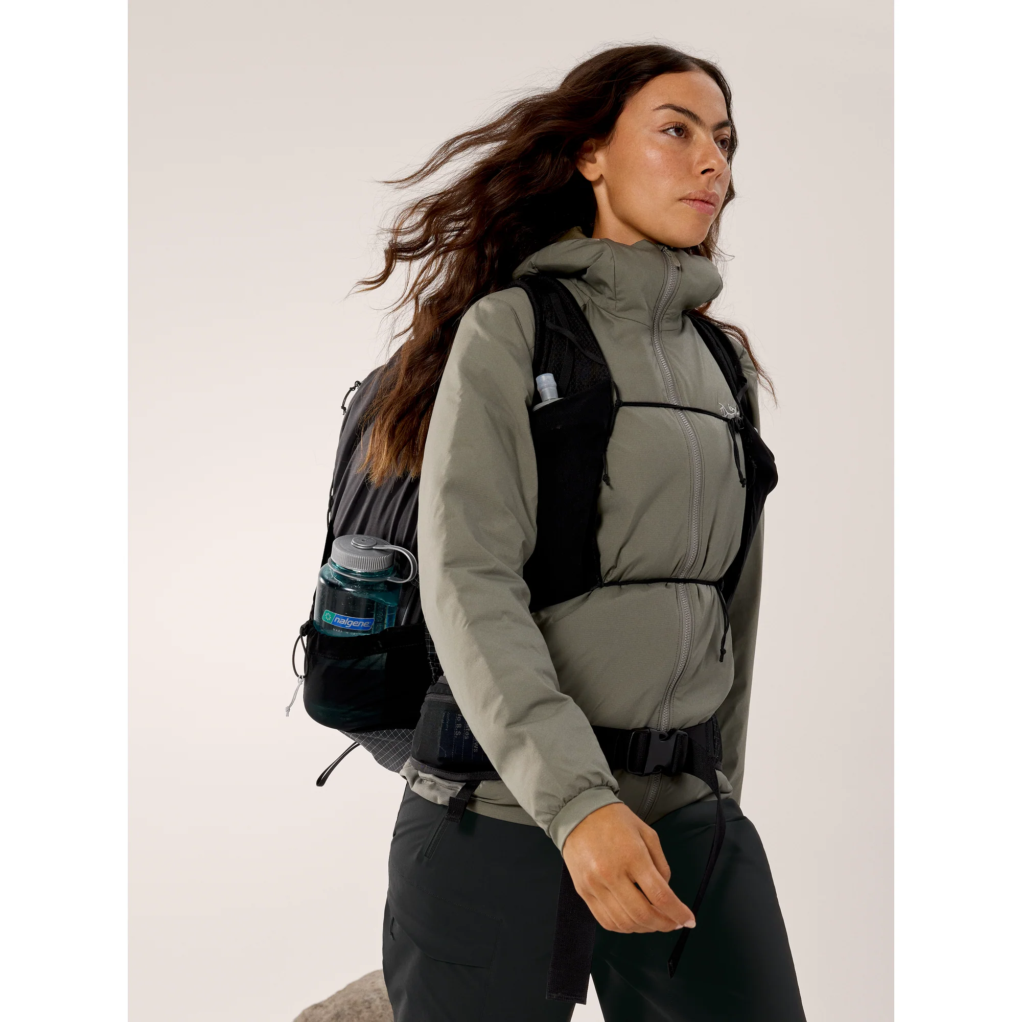 Arc'teryx Women's Atom Hoody - Image 40