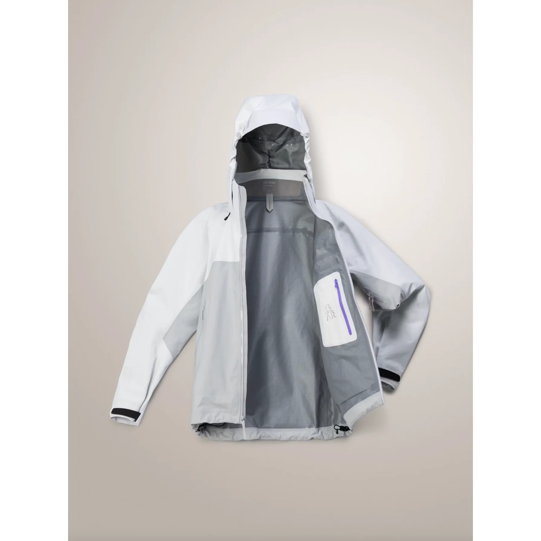 Arc'teryx Women's Beta AR Jacket - Image 22