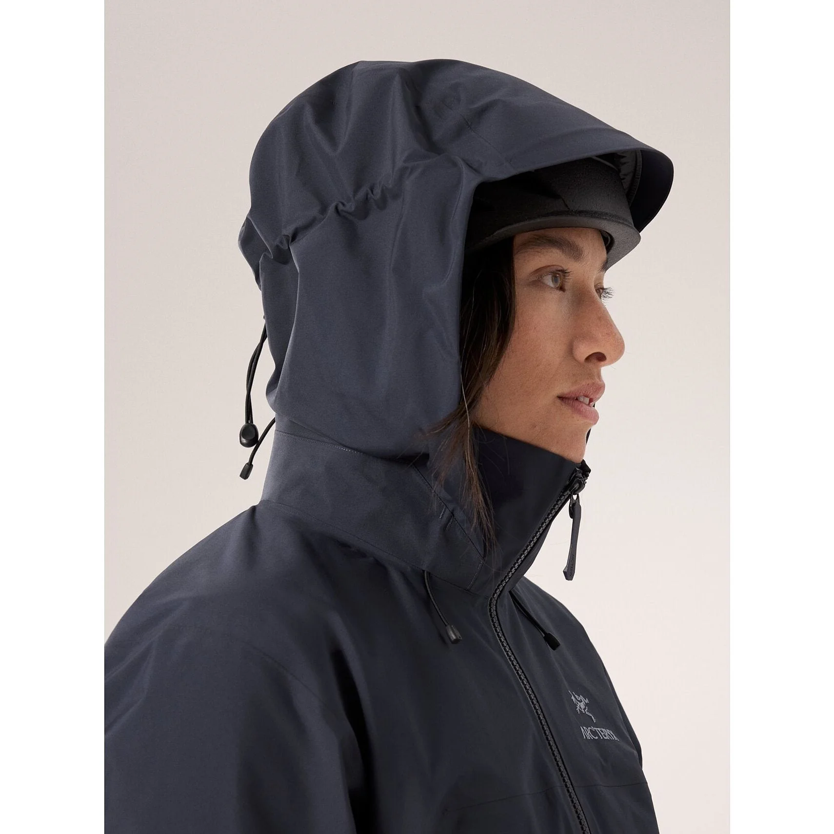 Arc'teryx Women's Beta AR Jacket - Image 8