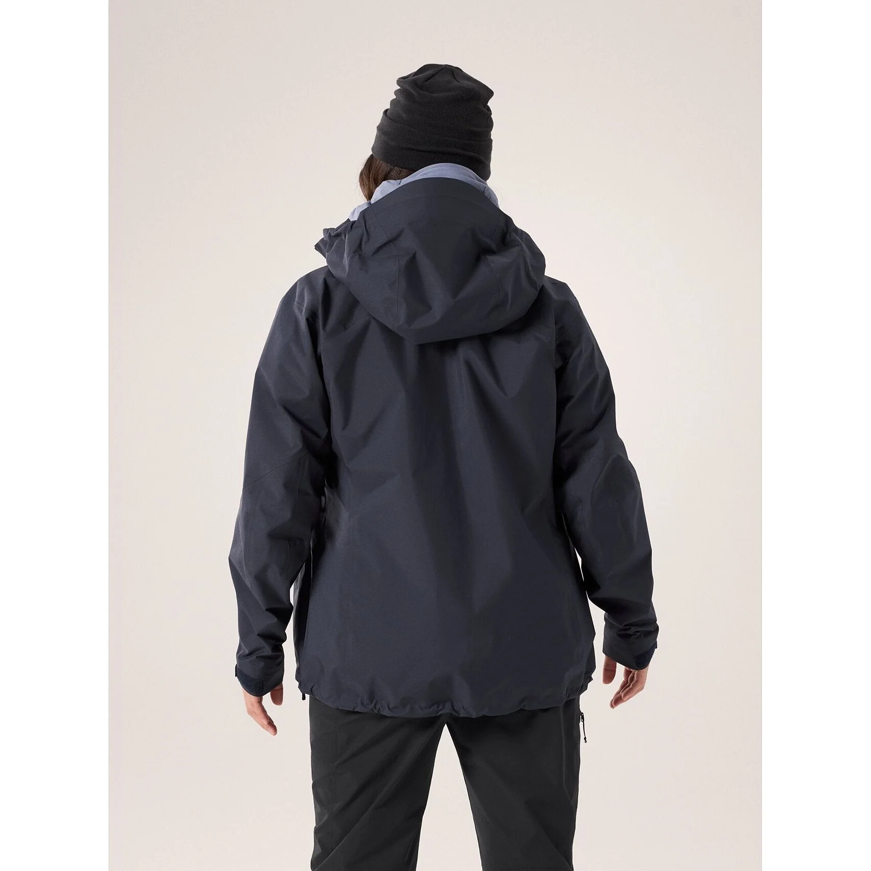 Arc'teryx Women's Beta AR Jacket - Image 9