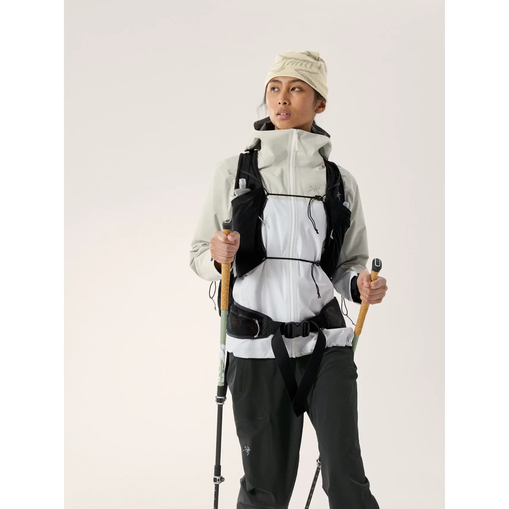 Arc'teryx Women's Beta Jacket - Image 14