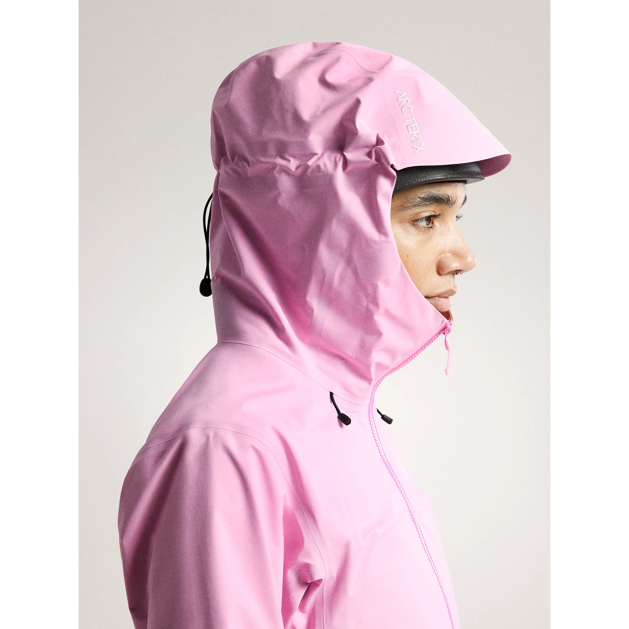 Arc'teryx Women's Beta SL Jacket - Image 12