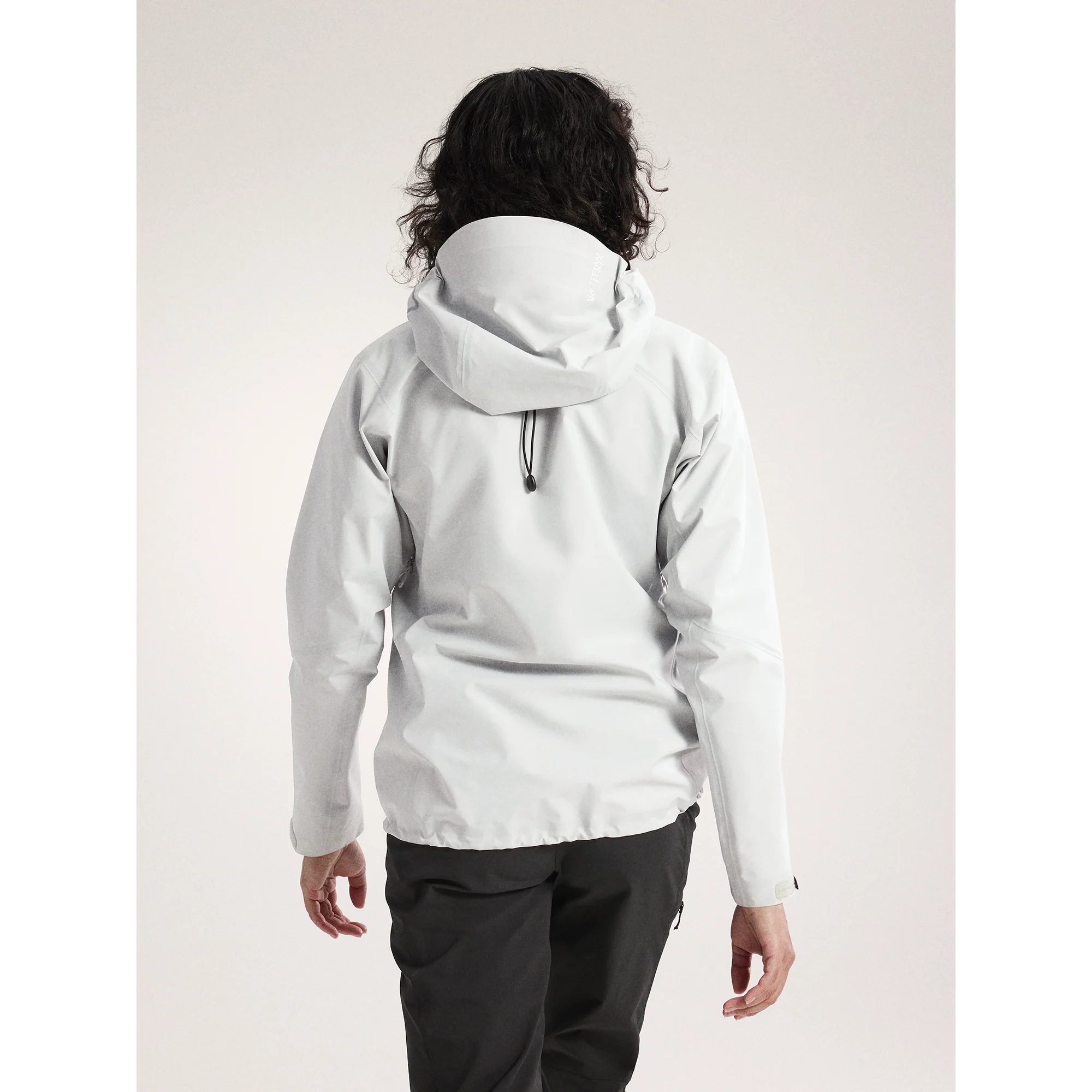 Arc'teryx Women's Beta SL Jacket - Image 5