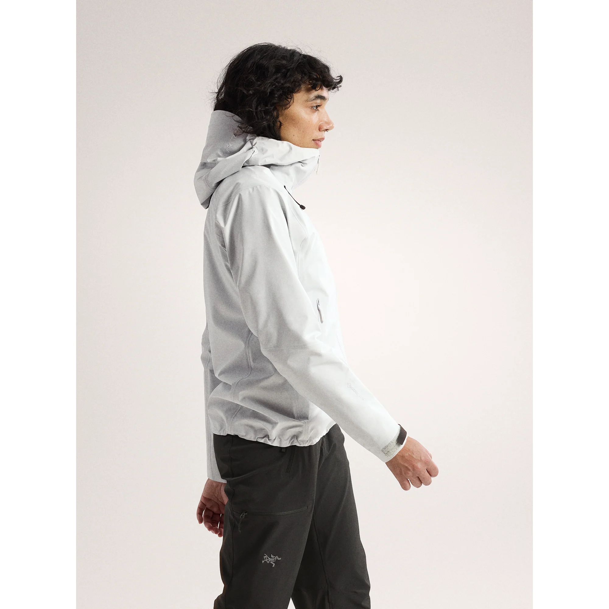 Arc'teryx Women's Beta SL Jacket - Image 6