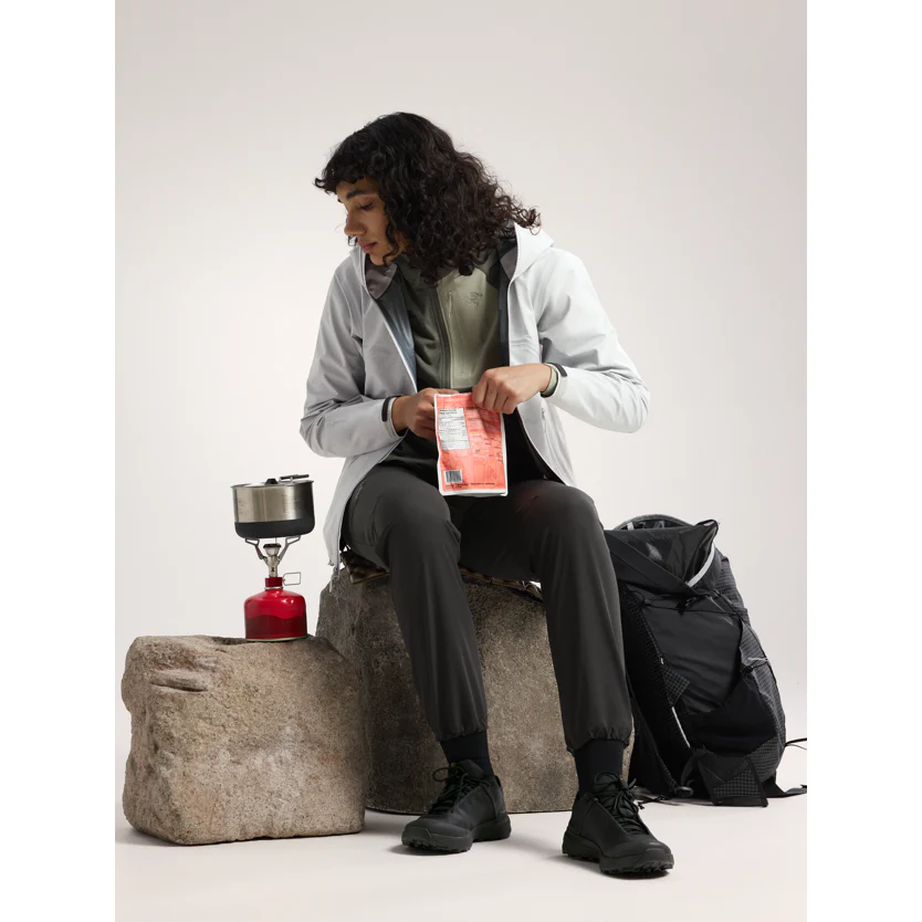 Arc'teryx Women's Beta SL Jacket - Image 7