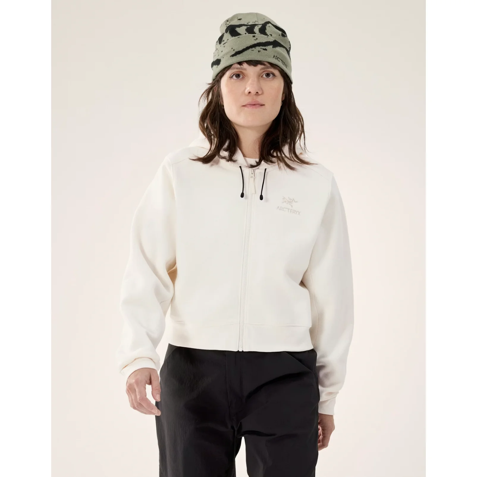 Arc'teryx Women's Emblem Fleece Full Zip Crop Hoody - Image 8