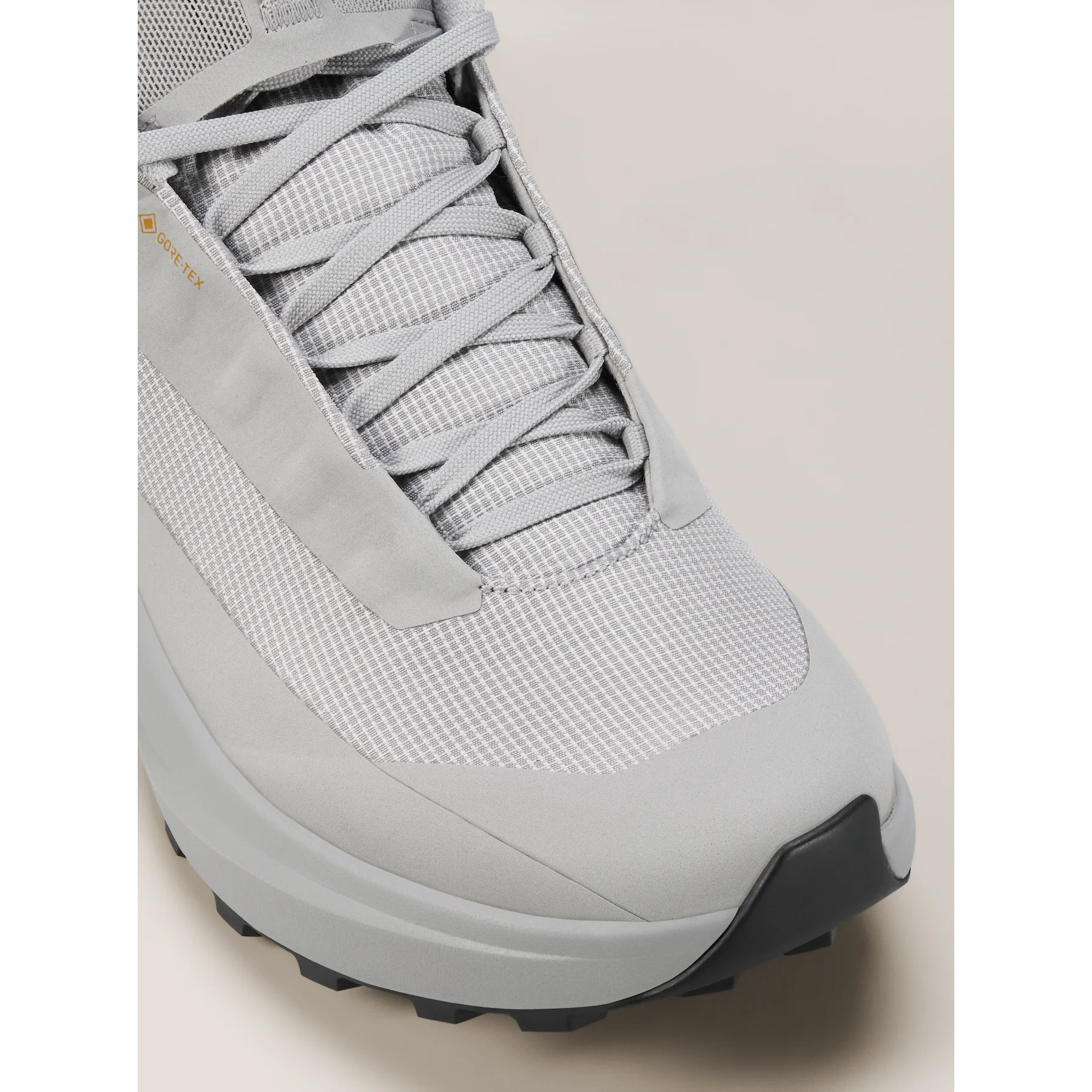Arc'teryx Women's Norvan LD 4 GTX in Dk Solitude/Dk Solitude - Image 4