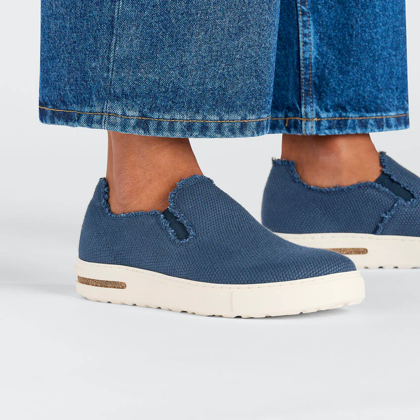 Birkenstock Bend Decon Slip On Textile in Midnight - Image 2