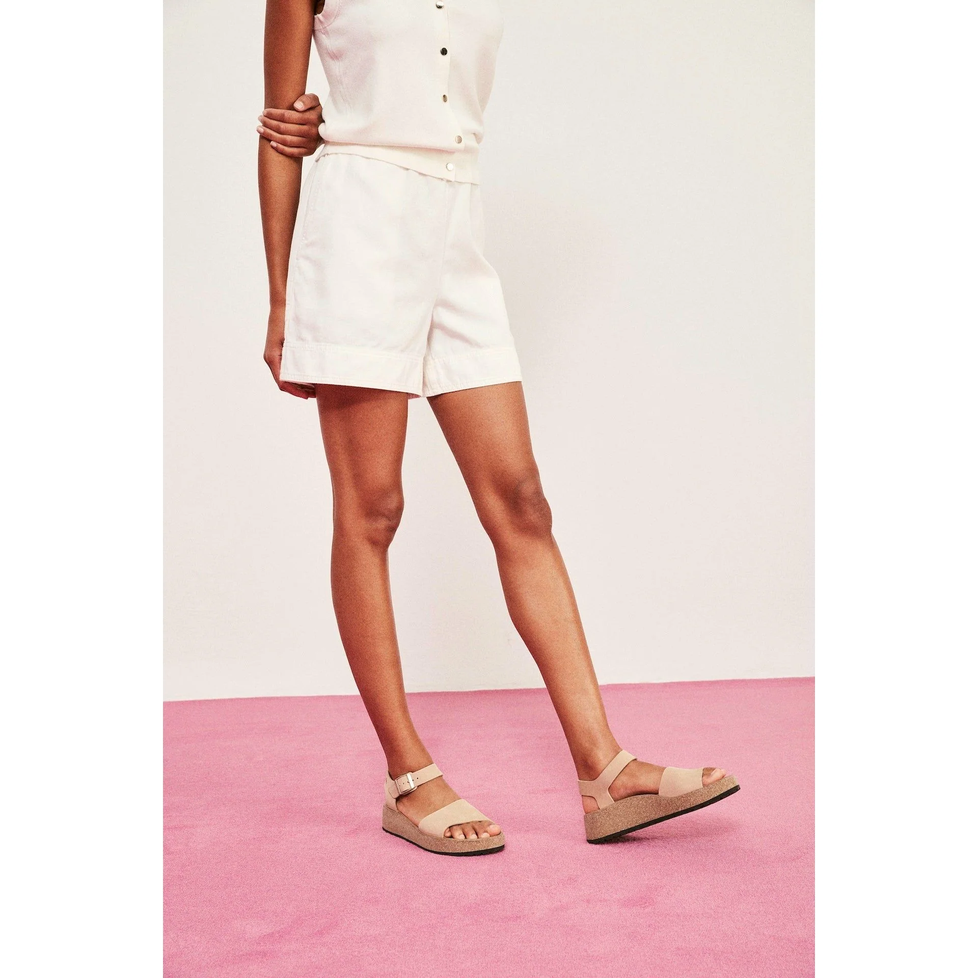 Birkenstock Glenda Nubuck Leather in Sandcastle - Image 9