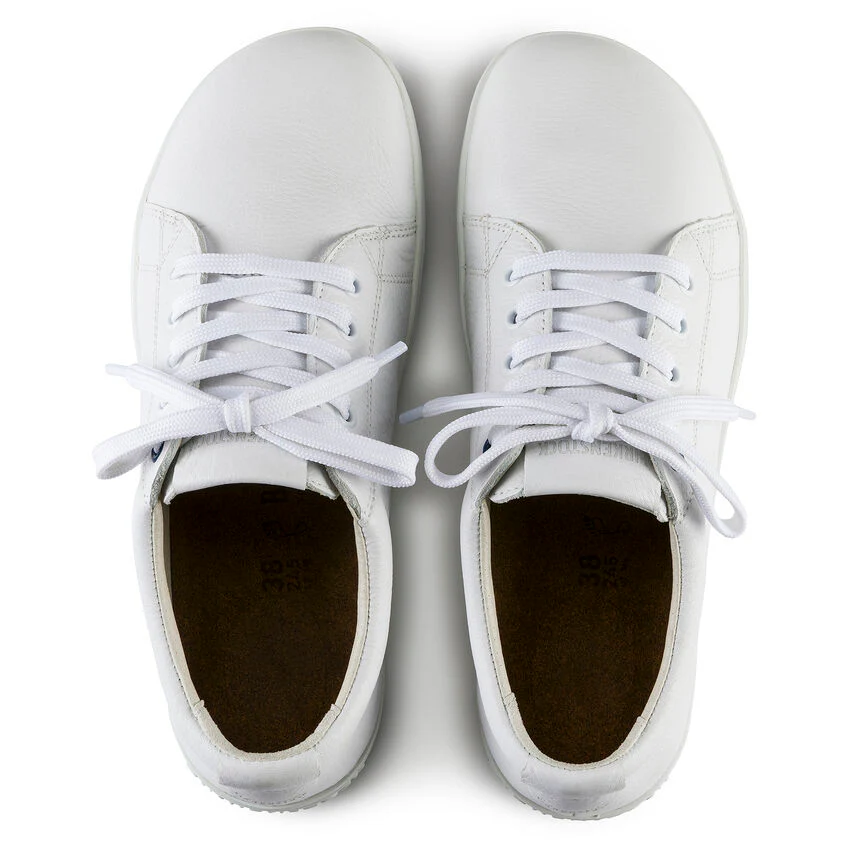 Birkenstock QO 500 Leather Safety Shoe in White - Image 3