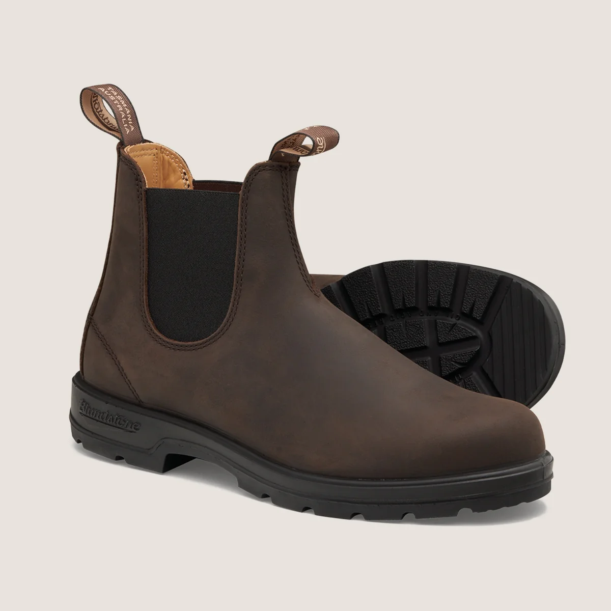 Blundstone Classic 2340 Chelsea Boots in Brown - Image 3