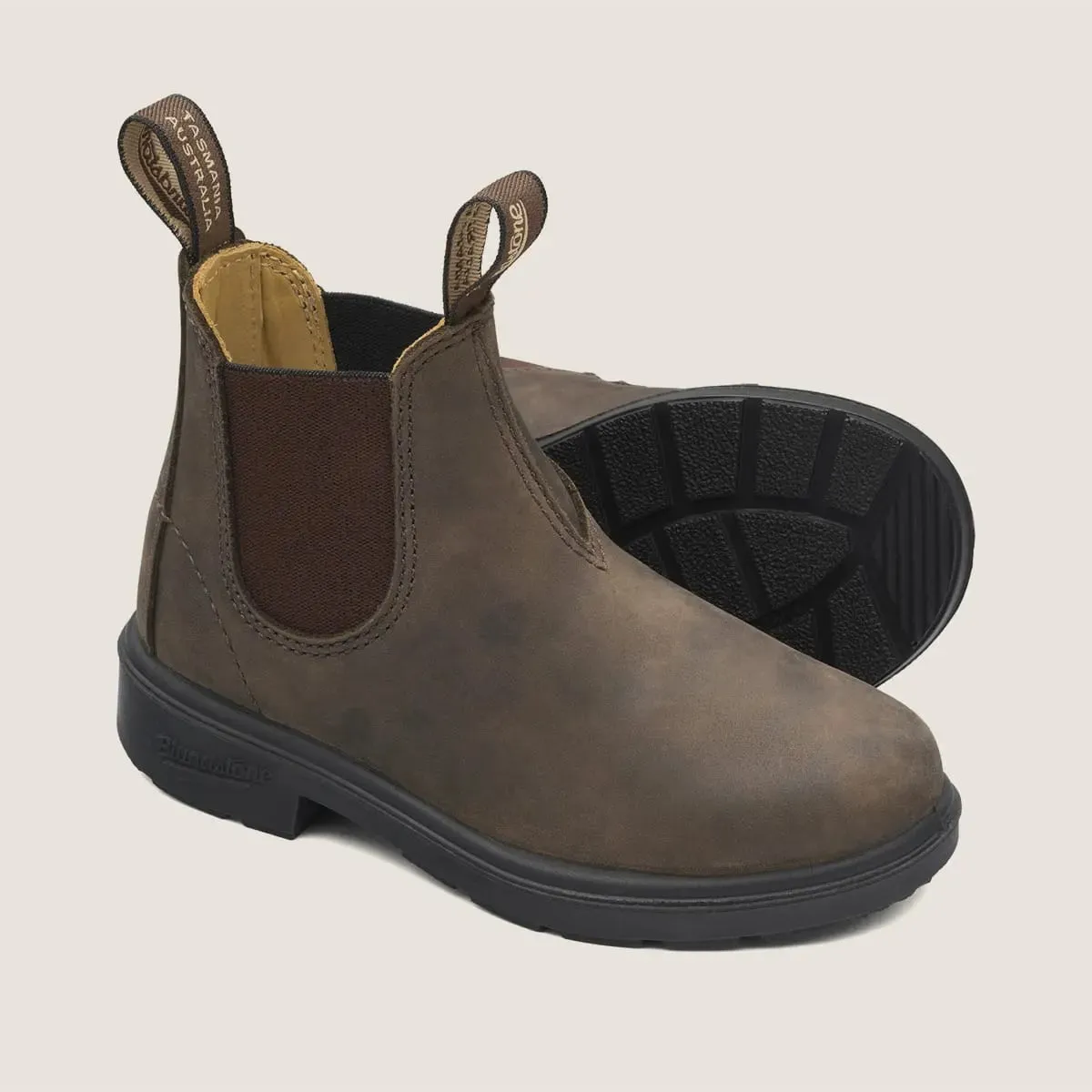 Blundstone Kid's Series 565 Premium Leather Chelsea Boots in Rustic Brown - Image 3