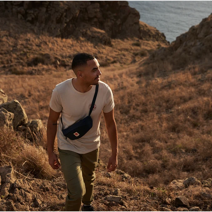 Fjallraven Ulvo Hip Pack Medium in Mountain Blue - Image 3