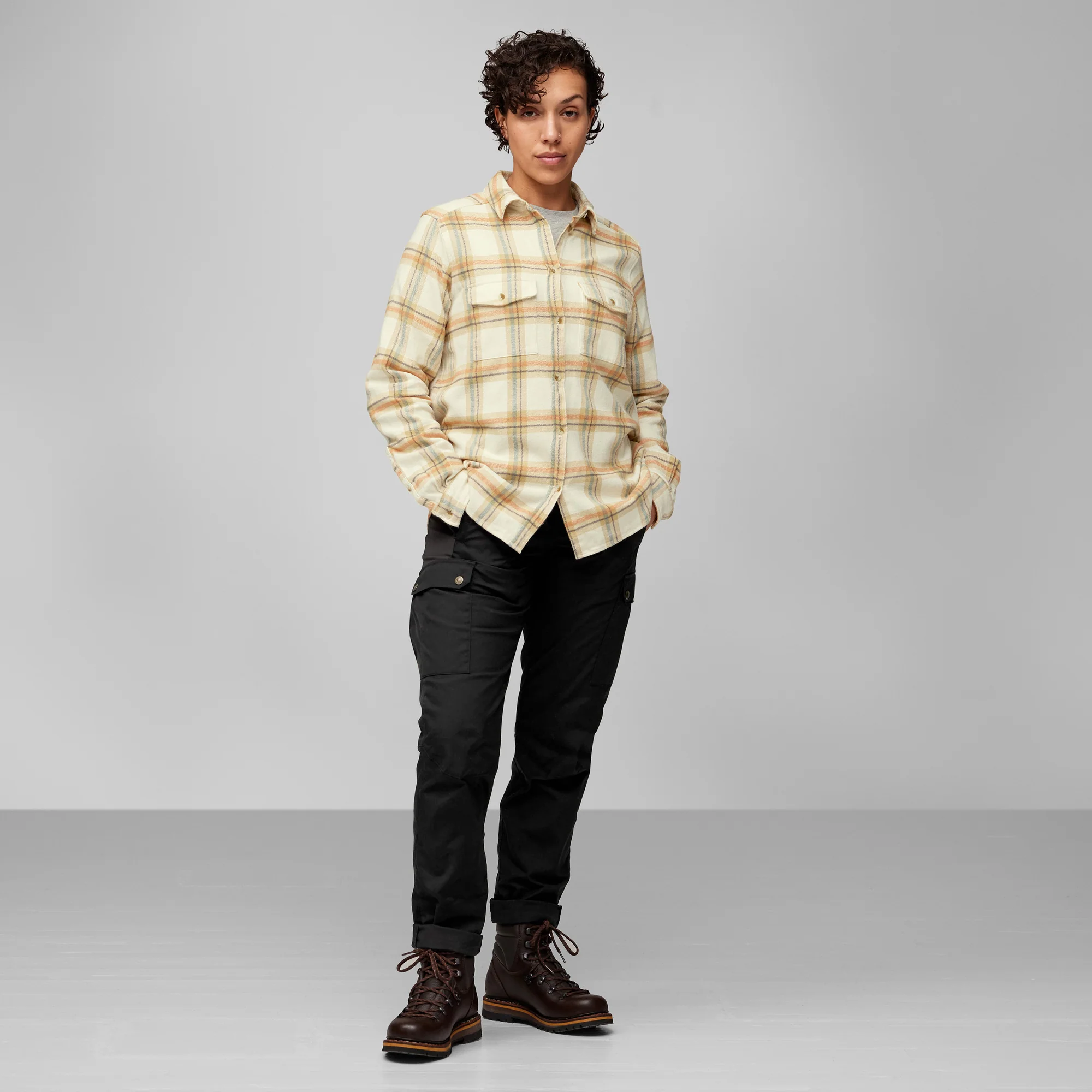 Fjallraven Women's Övik Heavy Flannel Shirt - Image 5
