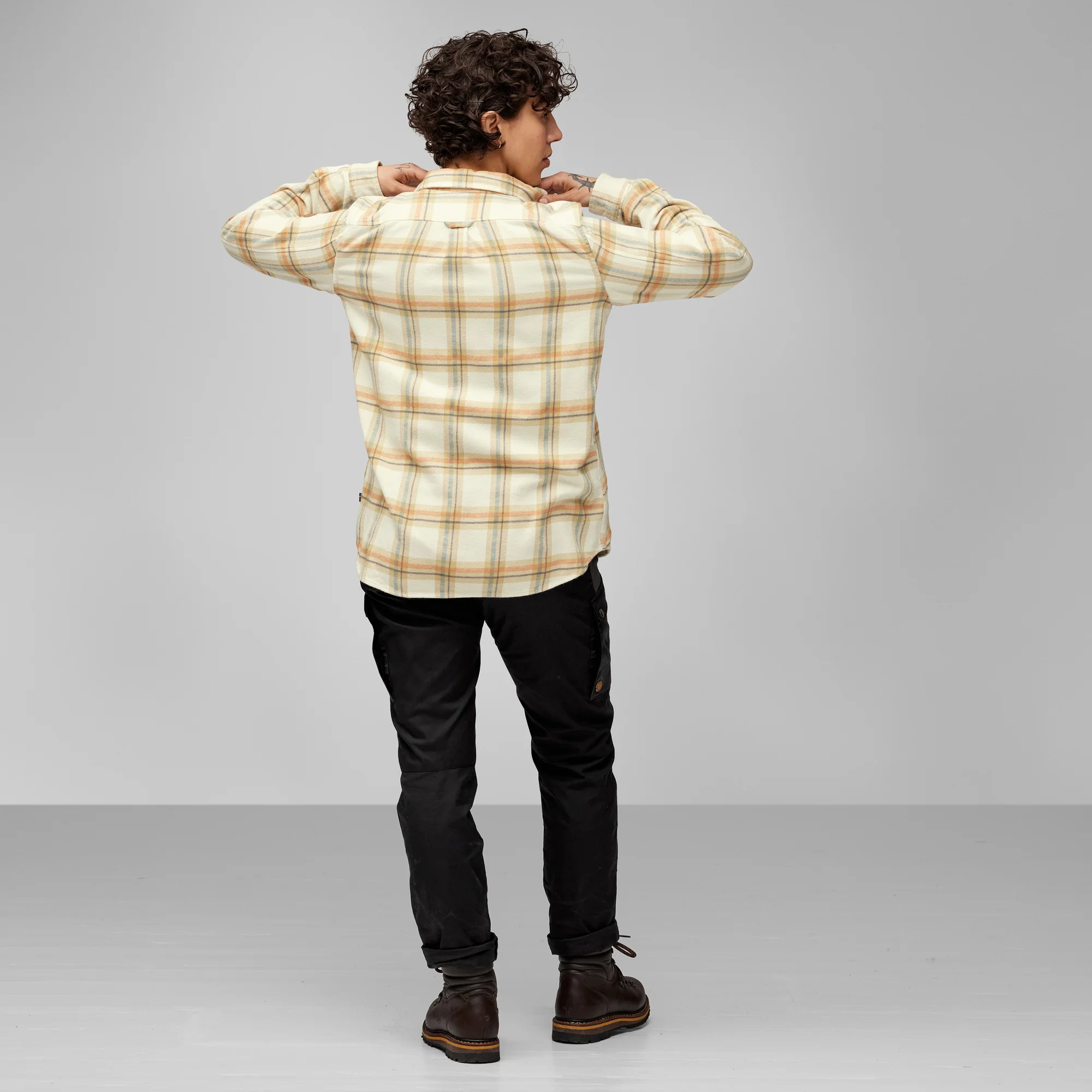Fjallraven Women's Övik Heavy Flannel Shirt - Image 6