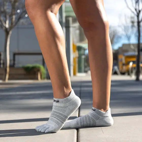 Injinji Women's Run Lightweight No-Show Ultra-Thin Cushioning in Grey - Image 3