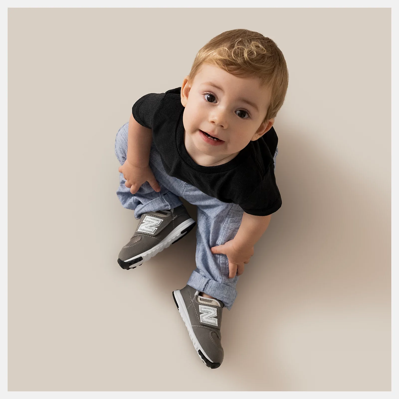 New Balance Kids' 574 NEW-B Hook & Loop in Rain Cloud with Silver Metallic - Image 6