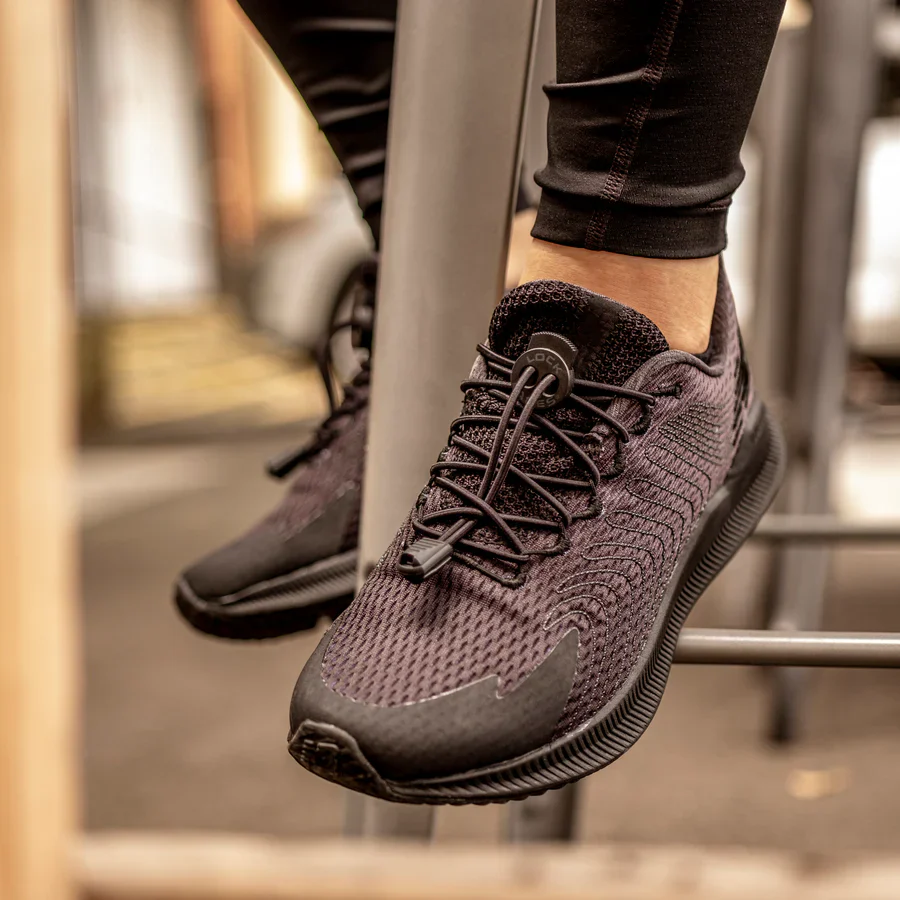 Solid No-Tie Shoelaces in Black - Image 3