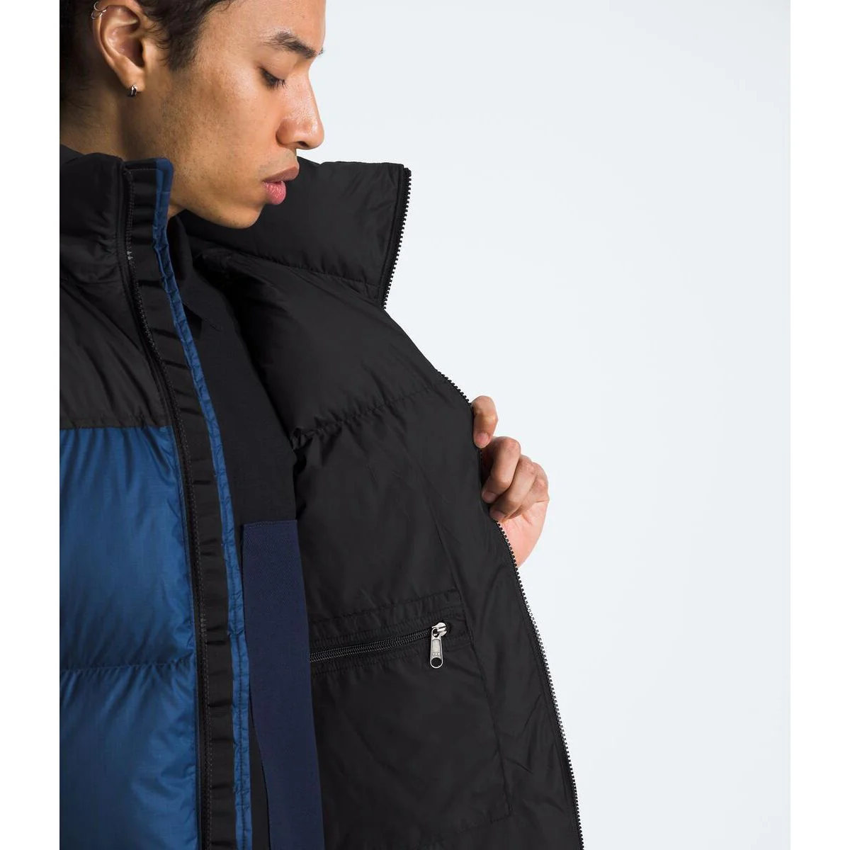 The North Face Men's 1996 Retro Nuptse Vest - Image 12