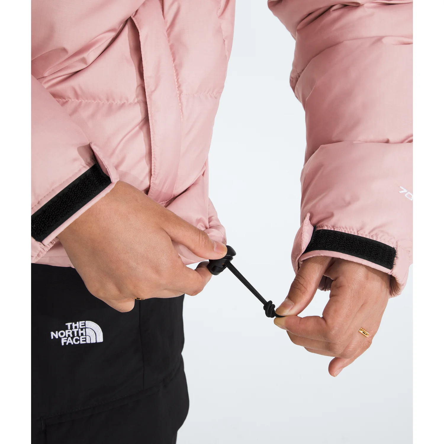 The North Face Women’s 1996 Retro Nuptse Jacket in Metal Pink/TNF Black - Image 5