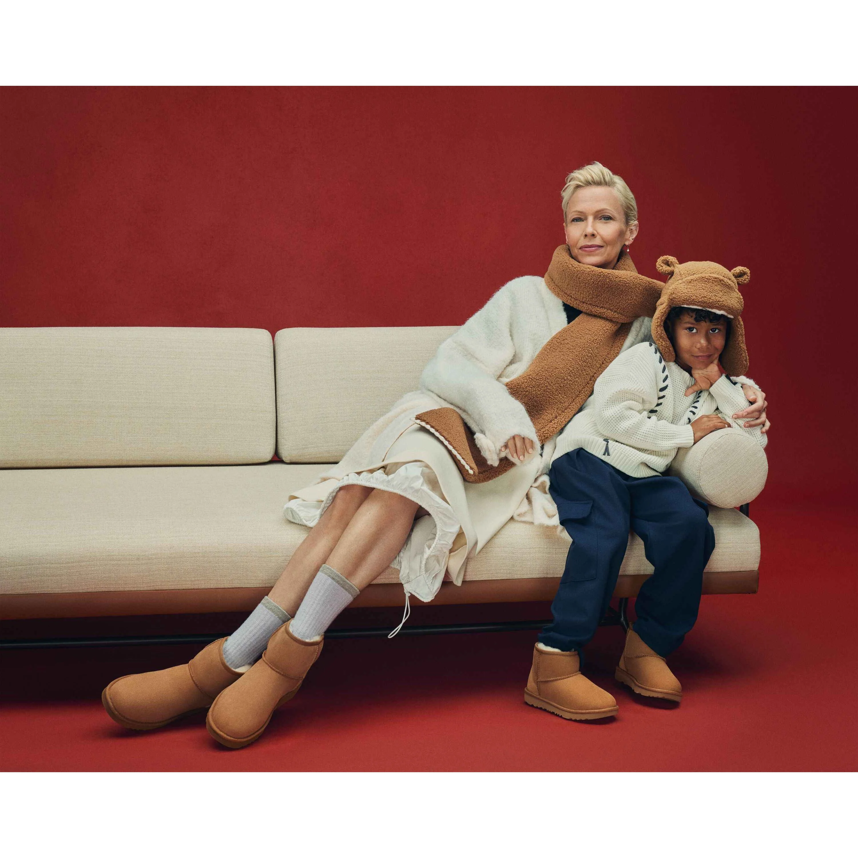 UGG Kid's Classic II Mini Boot in Chestnut - Image 2