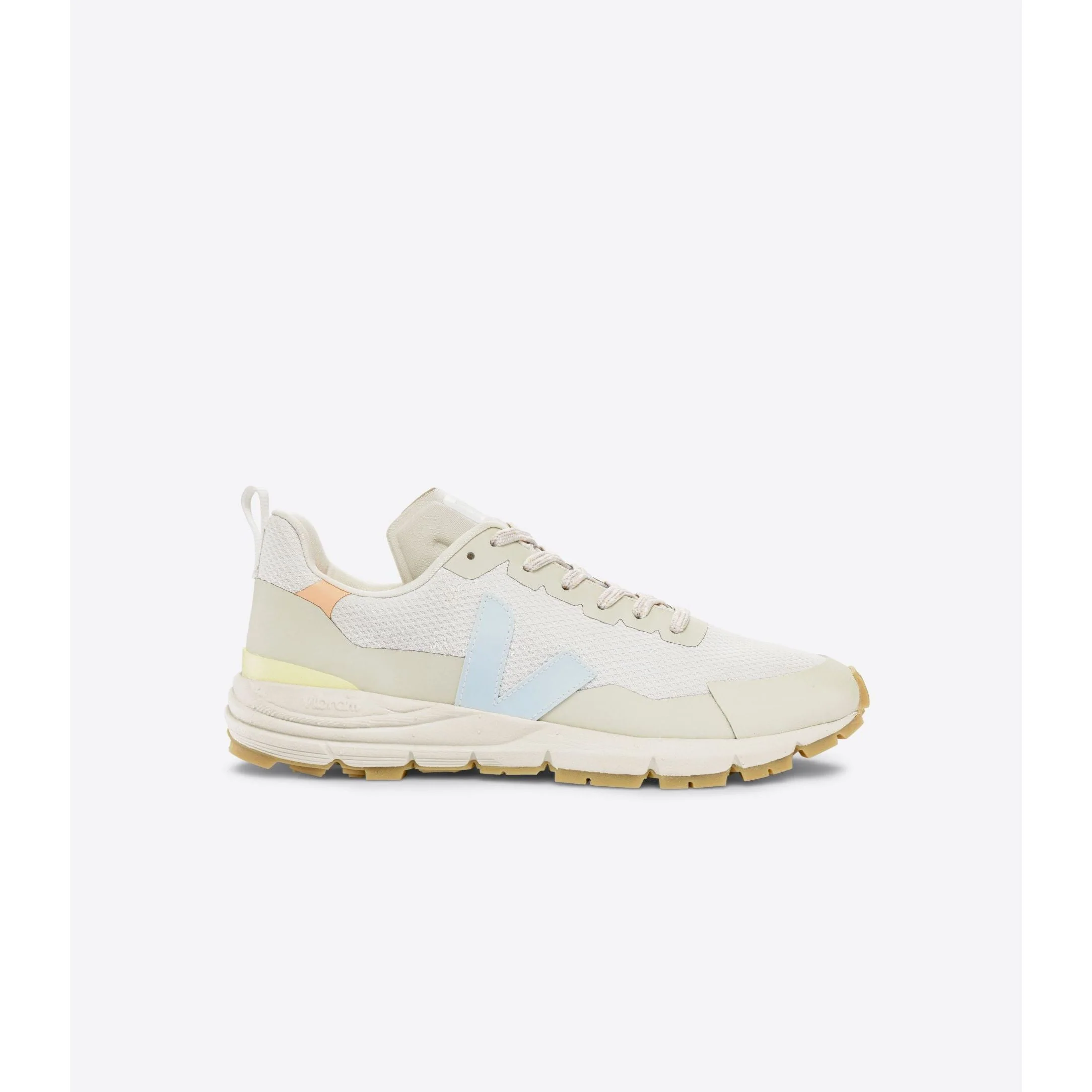 Veja Women's Dekkan Alveomesh in Gravel Ice - Image 5