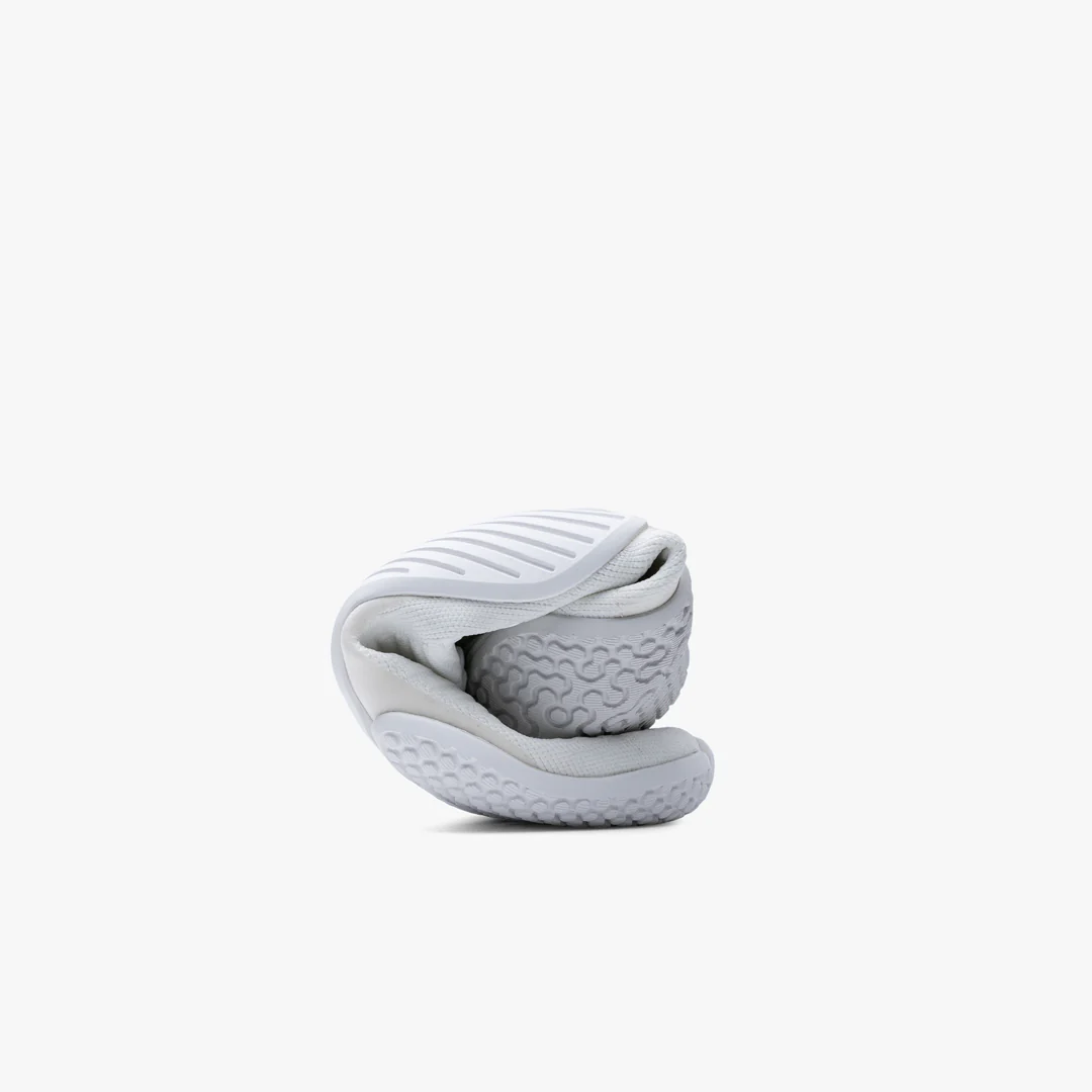Vivobarefoot Women's Motus Flex - Image 24